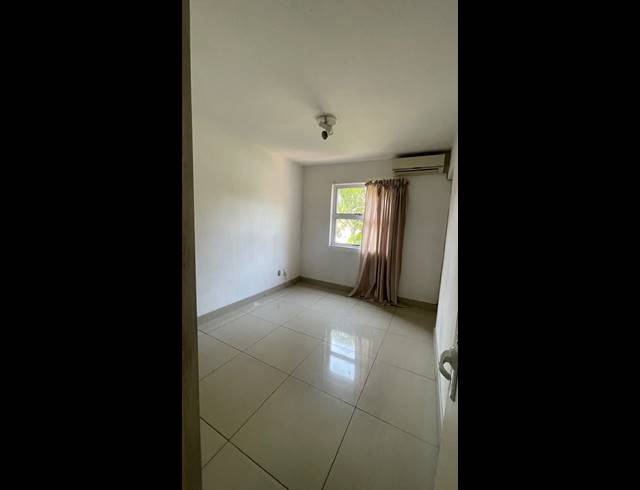 2 BEDROOM APARTMENT FOR SALE IN ESSENWOOD
